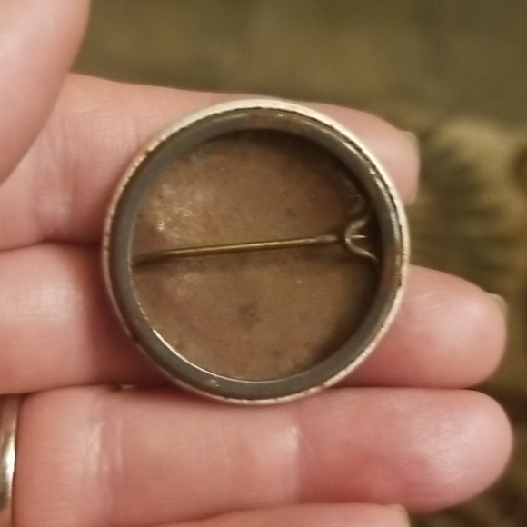 Vintage Dallas Cowboys Pin ๐๐๐ - Picture 2 of 3